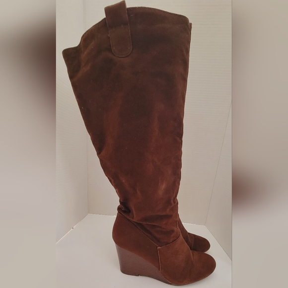 Knee High Suede Leather Slouchy Wedge Boots - Picture 2 of 9